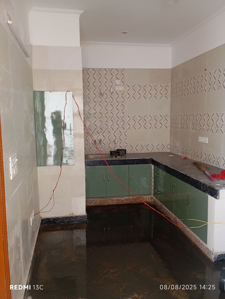 Kitchen, esteem-complex 1 Bedroom 450 Sq.Ft. Builder Floor In Savitri Nagar Delhi 9051351
