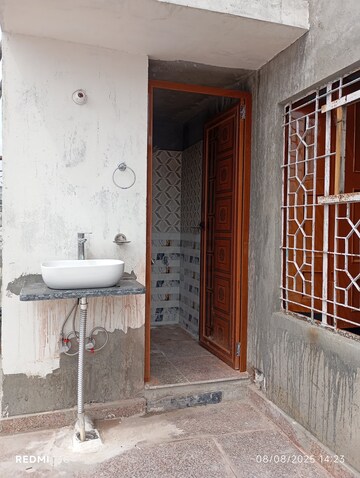 Living Room in 1 BHK Builder Floor at Esteem Complex, Savitri Nagar – for Rent