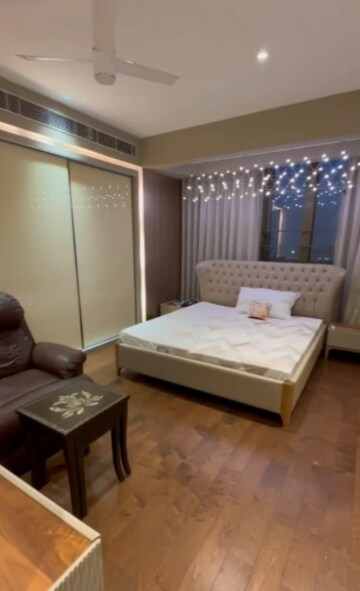 Bedroom in 3 BHK Builder Floor at East Patel Nagar – for Rent