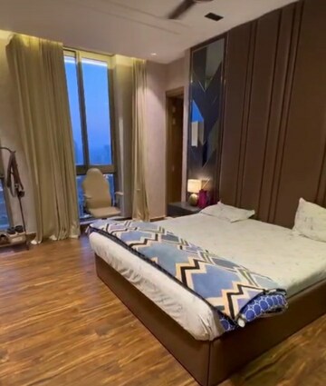 Bedroom in 3 BHK Builder Floor at East Patel Nagar – for Rent