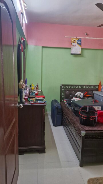 Bedroom in 1 BHK Apartment at Deepak Daffodils, Andheri East – for Rent