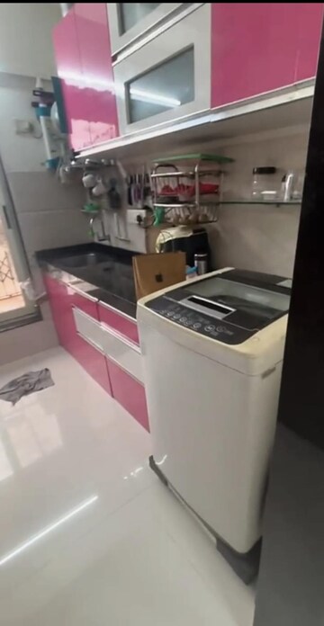Team Area in 2 BHK Apartment at DLH Metroview, Andheri West – for Rent