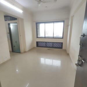 3 BHK Apartment For Sale in Crescent Tower, Tardeo