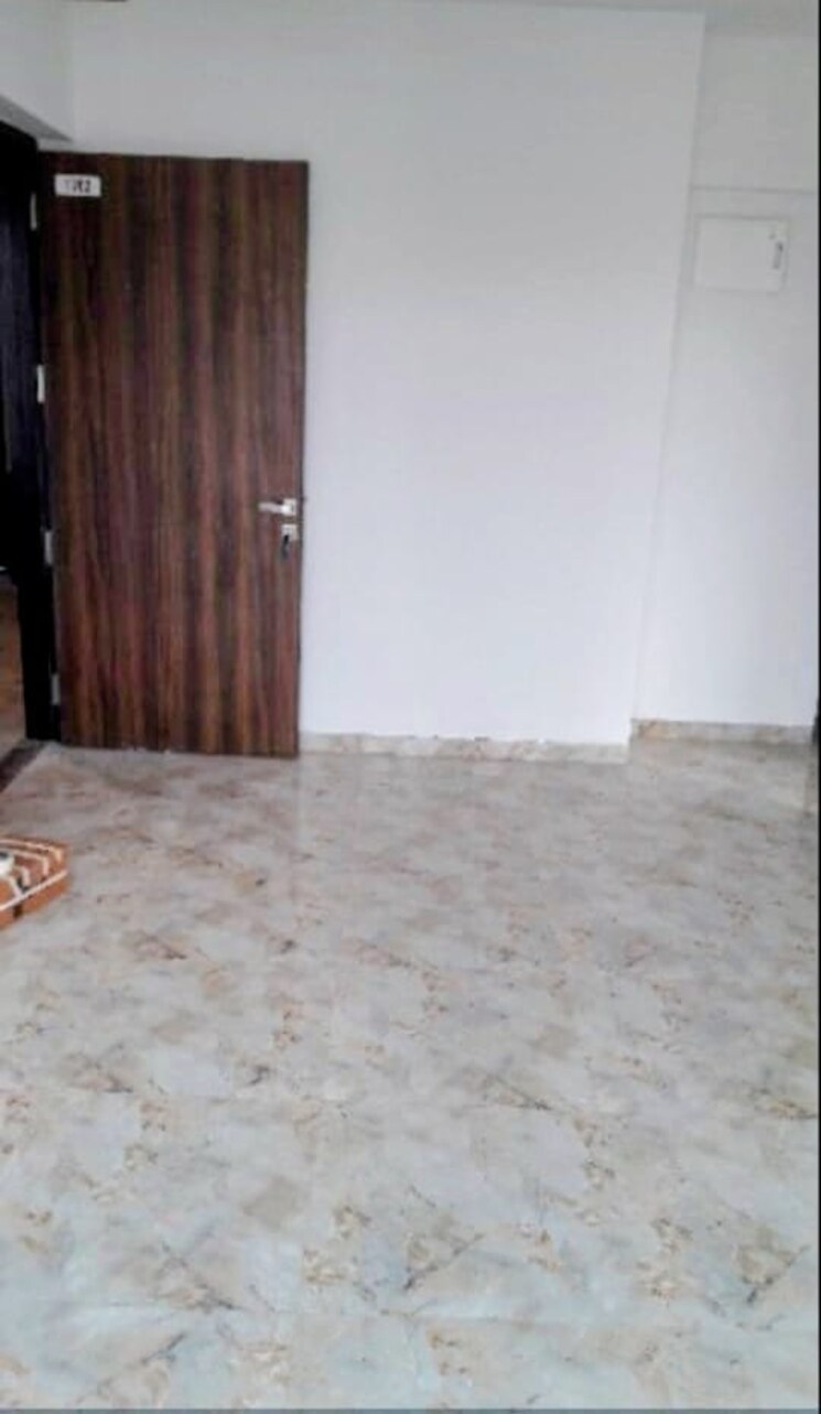 Room, je-and-vee-om-trimurti 2 Bedroom 591 Sq.Ft. Apartment In Malad East Mumbai 9051398