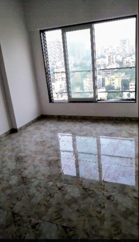 2 BHK Apartment For Rent in Je And Vee Om Trimurti