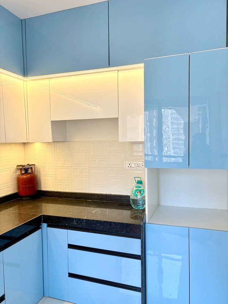 Kitchen, mantra-montana-phase-1 3 Bedroom 836 Sq.Ft. Apartment In Dhanori Pune 9051402
