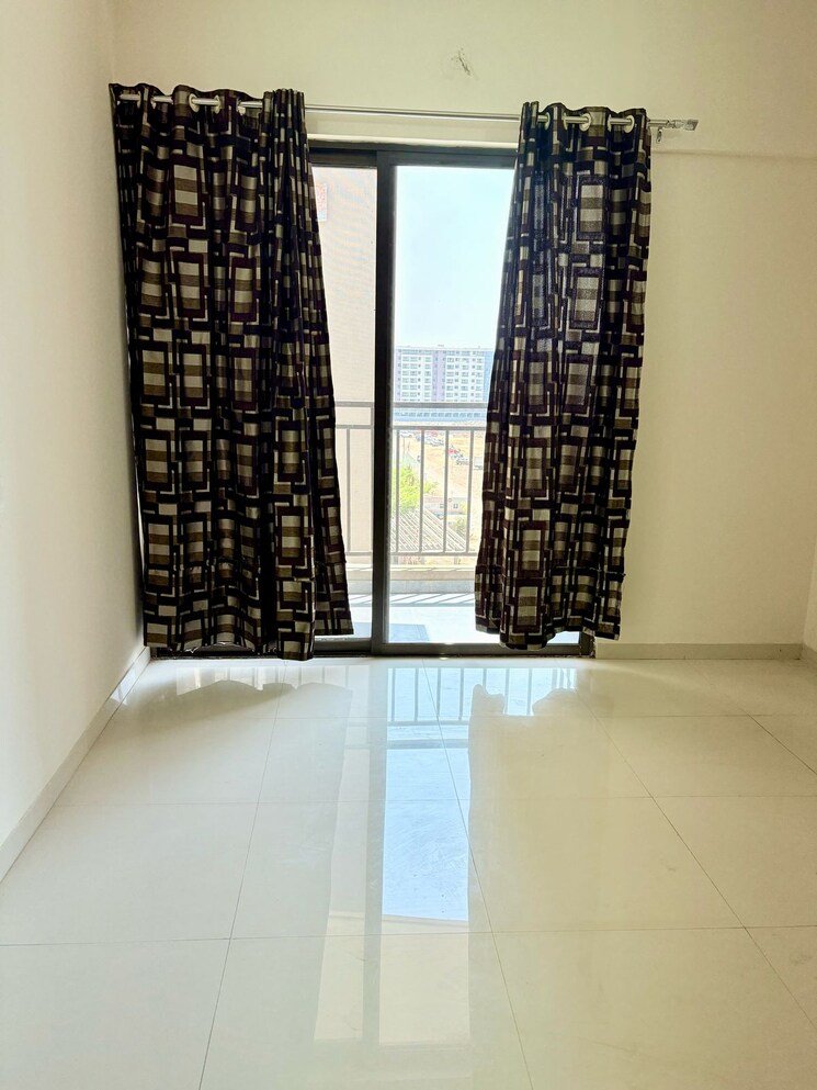 Room, mantra-montana-phase-1 3 Bedroom 836 Sq.Ft. Apartment In Dhanori Pune 9051402