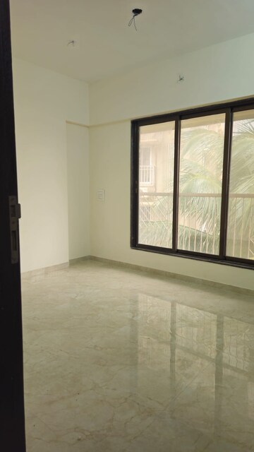 Room in 2 BHK Apartment at Shivoham Avyukta Vedant, Borivali West – for Rent