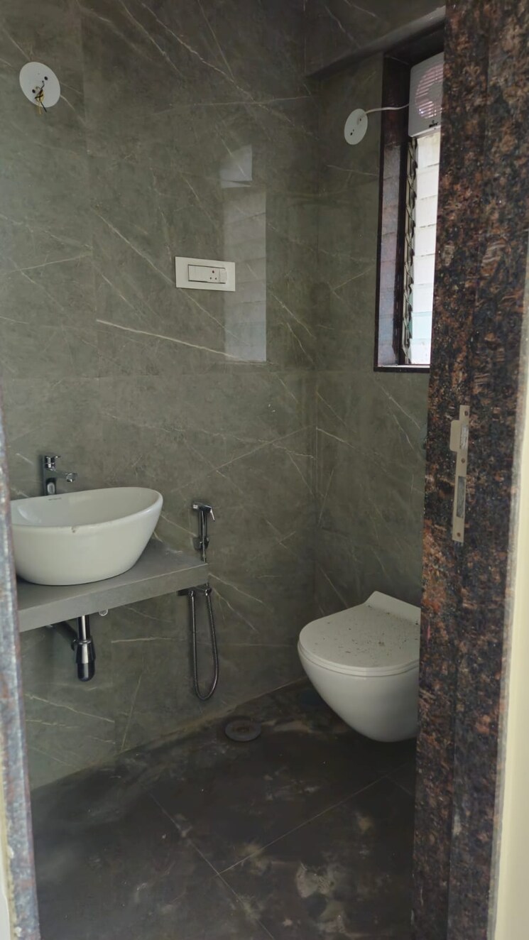 Bathroom, shivoham-avyukta-vedant 2 Bedroom 570 Sq.Ft. Apartment In Borivali West Mumbai 9051416