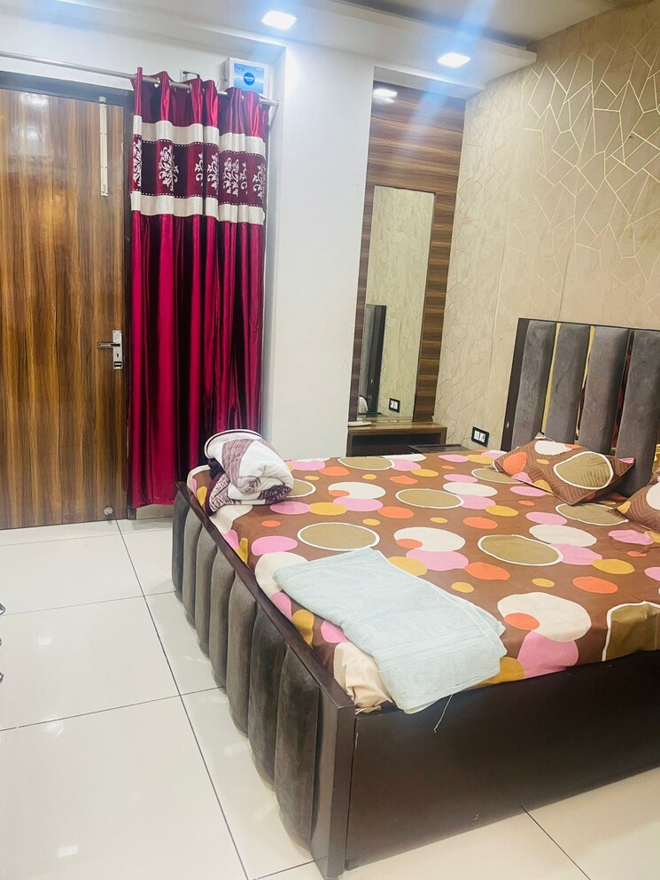 Bedroom, dwarka mor 3 Bedroom 810 Sq.Ft. Builder Floor In Dwarka Mor Delhi 9051415