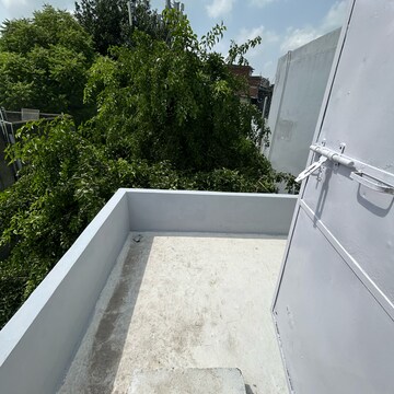 1 BHK Builder Floor – Exterior View View at South Extension I - for Rent
