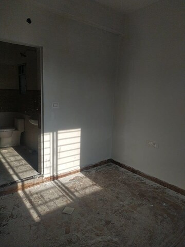 Room in 2 BHK Apartment at Sevoke Road – for Sale