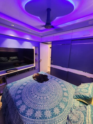 Bedroom in 2.5 BHK Apartment at Neminath Luxeria, Andheri West – for Sale