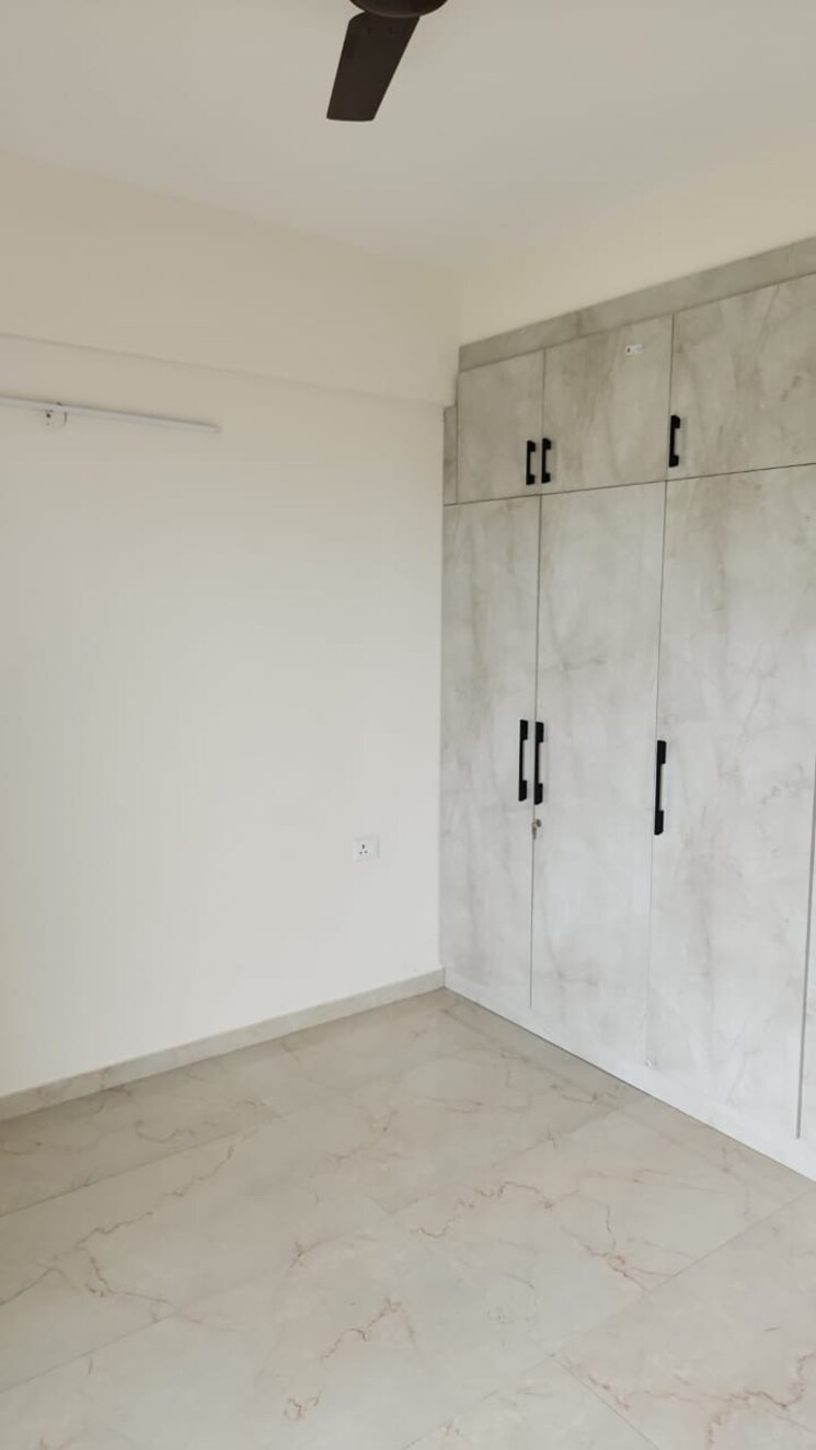 Room, smart-world-gems 2 Bedroom 1105 Sq.Ft. Apartment In Sector 89 Gurgaon 9051443