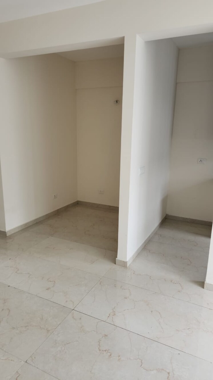 Room, smart-world-gems 2 Bedroom 1105 Sq.Ft. Apartment In Sector 89 Gurgaon 9051443