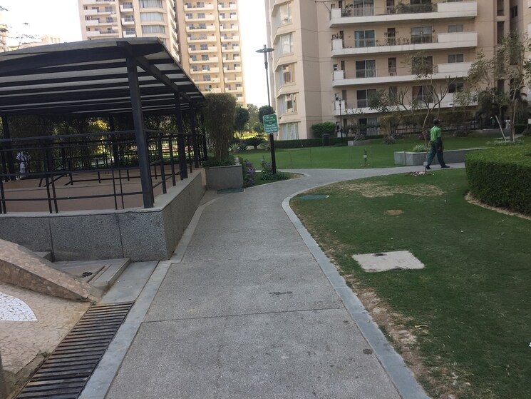 Balcony, bestech-park-view-spa 3.5 Bedroom 2470 Sq.Ft. Apartment In Sector 47 Gurgaon 9051408