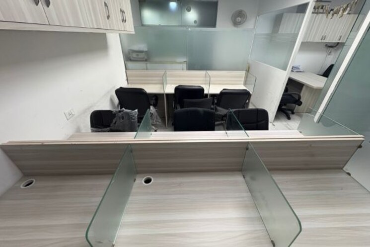 Team Area, ithums-62 Commercial Office Space in IT/SEZ 612 Sq.Ft. In Sector 62 Noida 9051487