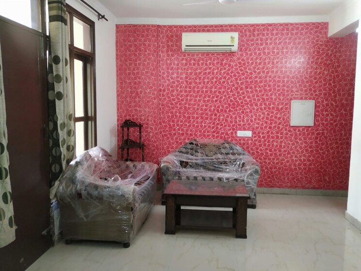 Living Room, maya-garden-city 3 Bedroom 1000 Sq.Ft. Apartment In Lohgarh Zirakpur 9051494