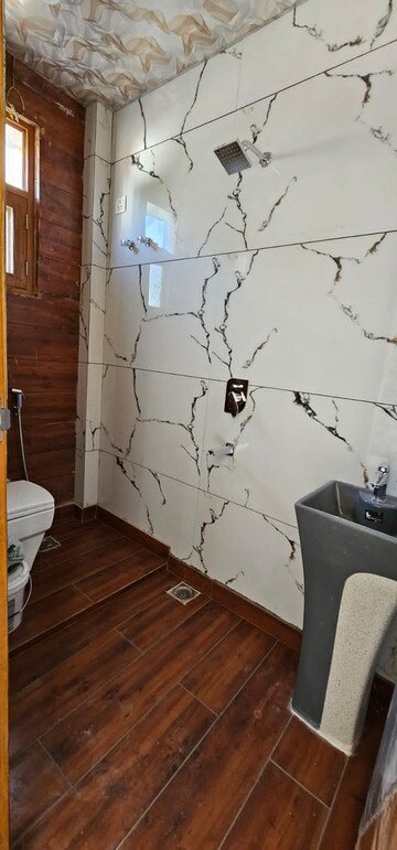 Bathroom in 4 BHK Builder Floor at Gms Road – for Rent