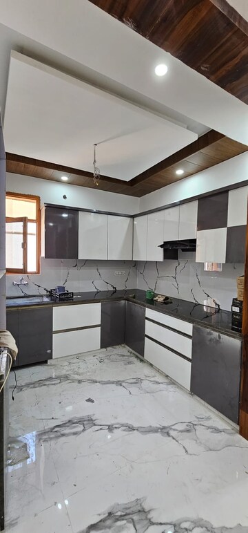 Kitchen in 4 BHK Builder Floor at Gms Road – for Rent