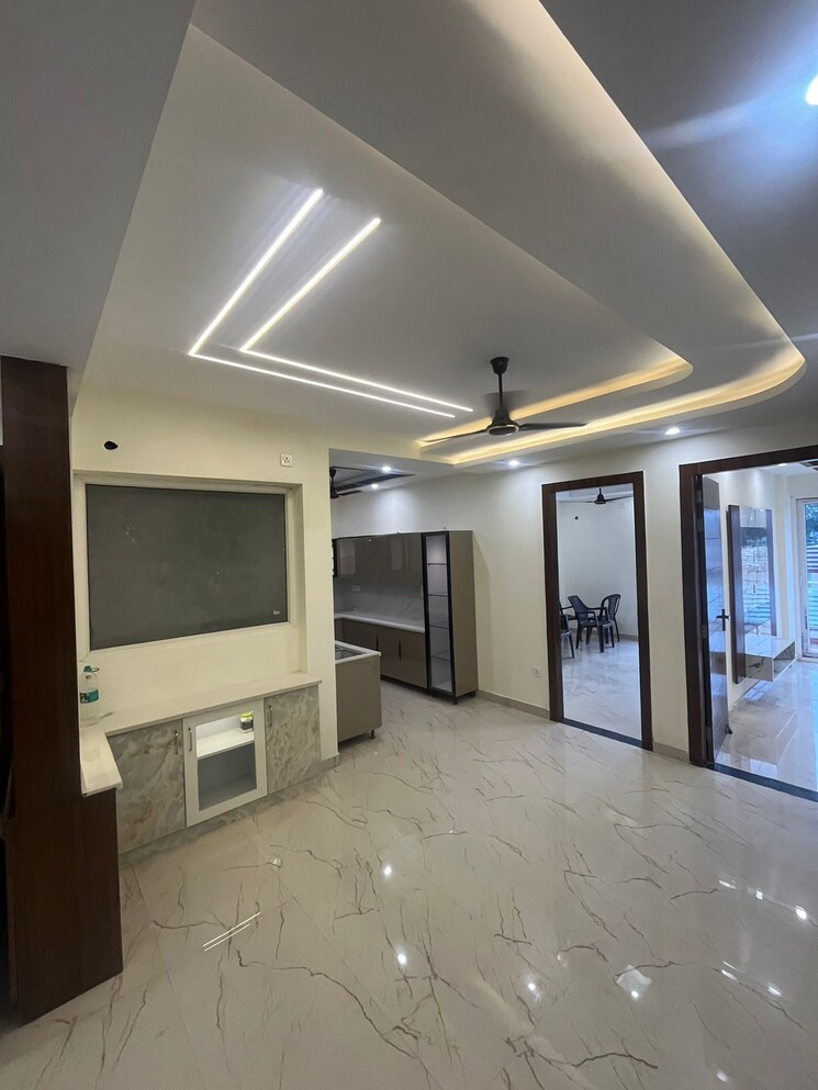 Room, gms road 4 Bedroom 2100 Sq.Ft. Builder Floor In Gms Road Dehradun 9051502