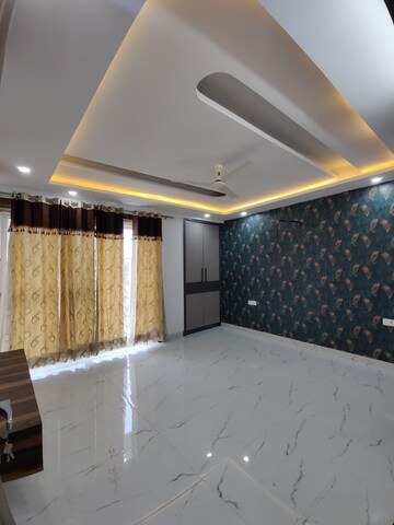 Kitchen in 3 BHK Builder Floor at Gms Road – for Rent