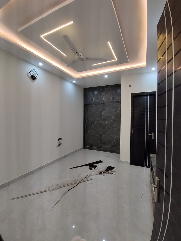 Room, gms road 3 Bedroom 101 Sq.Yd. Independent House In Gms Road Dehradun 9051517