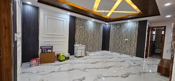 Parking in 4 BHK Builder Floor at Gms Road – for Rent