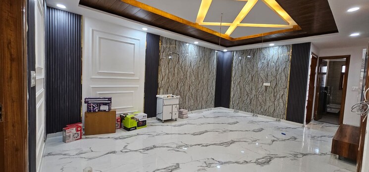  Parking, gms road 4 Bedroom 2200 Sq.Ft. Builder Floor In Gms Road Dehradun 9051524