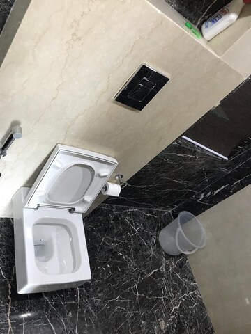 Bathroom in 4 BHK Apartment at Windsor Grande Residences, Andheri West – for Rent