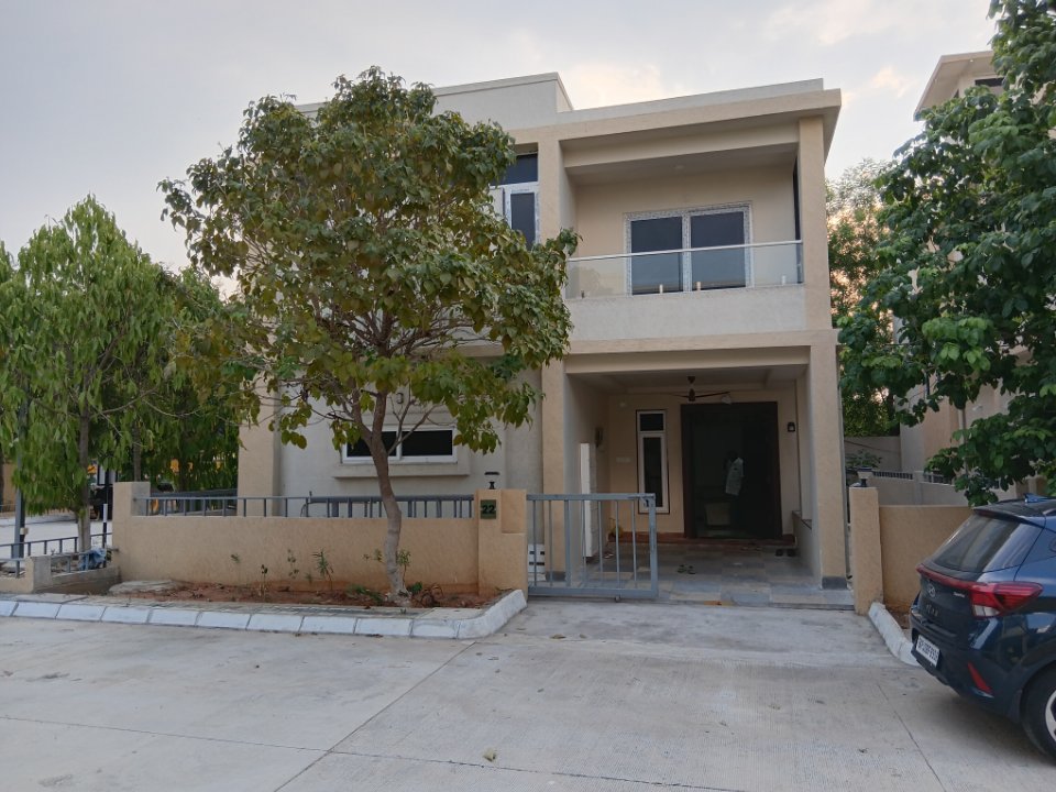 3 BHK + Pooja Room,Study Room,Extra Room Villa For Rent in Blue Lotus Villas