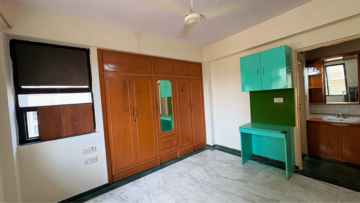 Room in 1 BHK Apartment at Hiranandani Estate Oyster, Anu Nagar – for Rent
