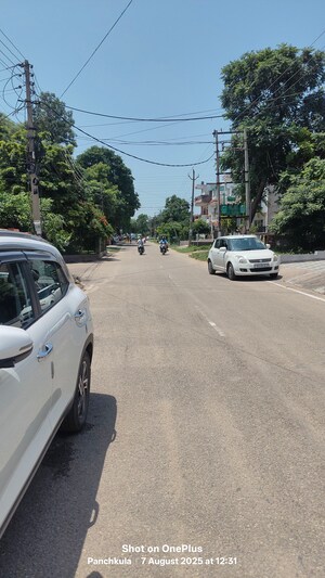 Parking in 4 BHK Independent House at Sector 26 – for Sale