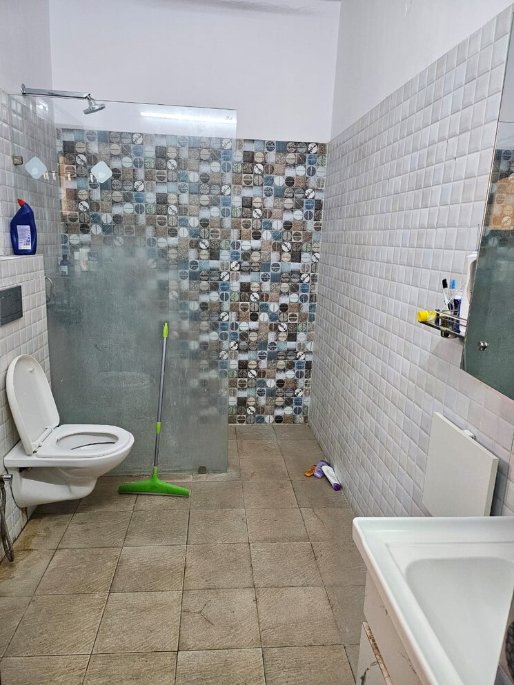 Bathroom, sector 12 panchkula 3 Bedroom 2500 Sq.Ft. Independent House In Sector 12 Panchkula Panchkula 9051577
