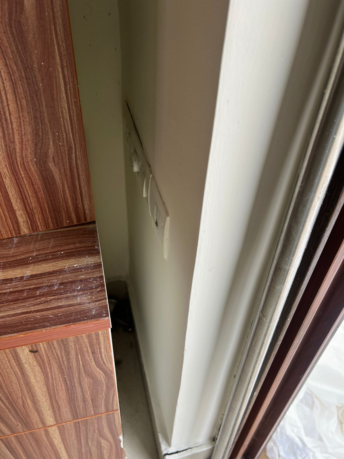 2 BHK Apartment For Rent in Whitestone Landmark