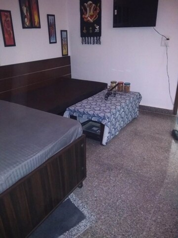Bedroom in 2 BHK Independent House at Sector 10a – for Rent