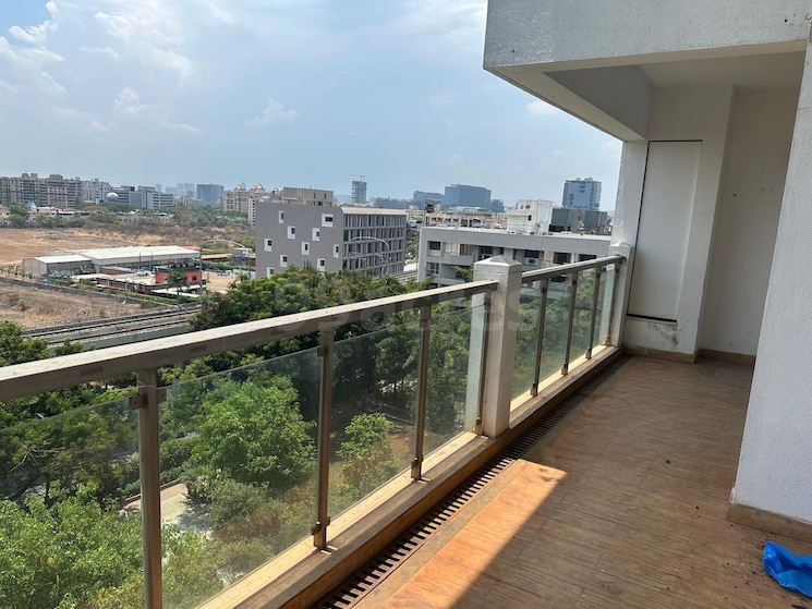 Balcony, landmark-garden 3 Bedroom 2500 Sq.Ft. Apartment In Kalyani Nagar Pune 9051610