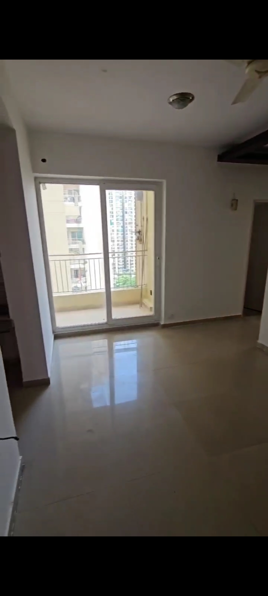 2 BHK 893 Sq.Ft. Apartment in Sam Palm Olympia