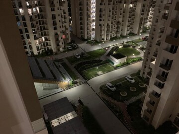 Kitchen in 3 BHK Apartment at Radicon Vedantam, Sector 16c Greater Noida – for Rent