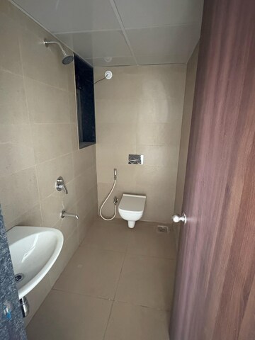 Bathroom in 4 BHK Apartment at Sheth Avalon, Laxmi Nagar – for Rent