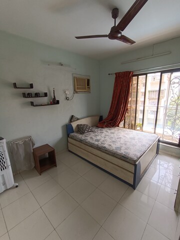 Kitchen in 1.5 BHK Apartment at Seawoods – for Rent