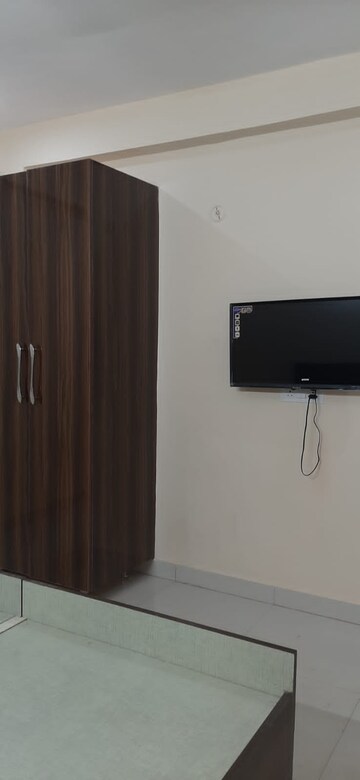 Furnished Amenities in 2 BHK Independent House at Sector 10a – for Rent