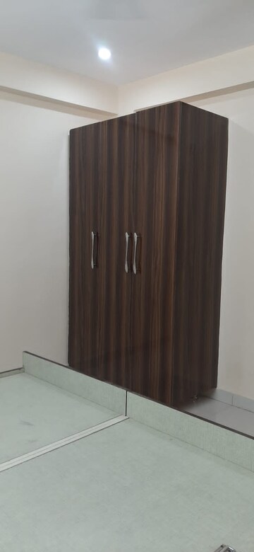 Furnished Amenities in 2 BHK Independent House at Sector 10a – for Rent