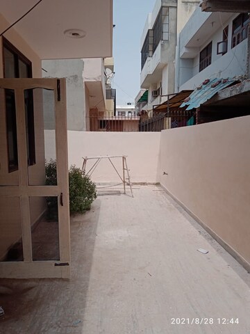 Balcony in 2 BHK Independent House at Sector 10a – for Rent