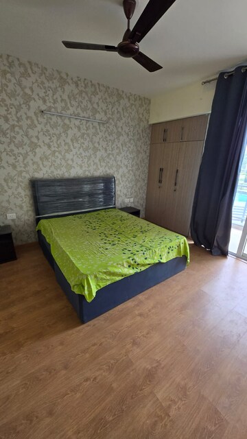 Bedroom in 4 BHK Apartment at Godrej Golf Link Villas, Sector 27 Yamuna Expressway – for Rent
