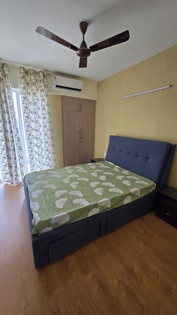 Bedroom in 4 BHK Apartment at Godrej Golf Link Villas, Sector 27 Yamuna Expressway – for Rent