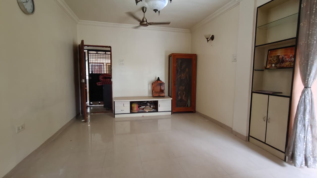 2 BHK Apartment For Rent in Goel Ganga Orchard