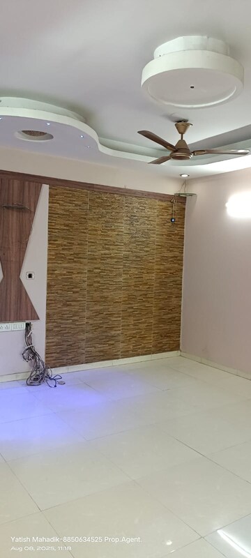 Room in 1 BHK Apartment at Pride Park, Dhokali – for Rent