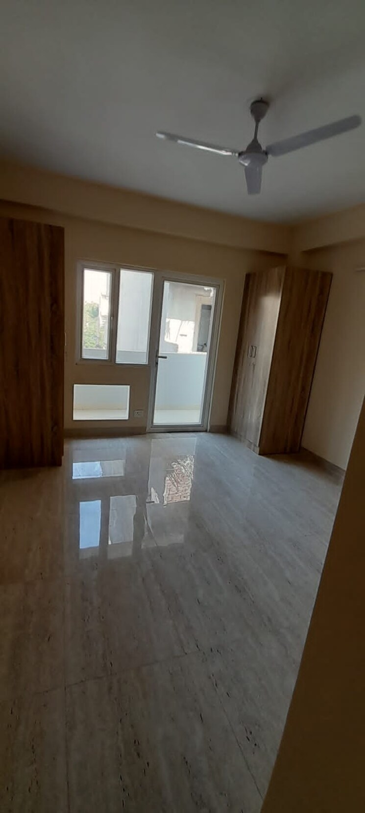 Room, sector 10a 1 Bedroom 659 Sq.Ft. Independent House In Sector 10a Gurgaon 9051885