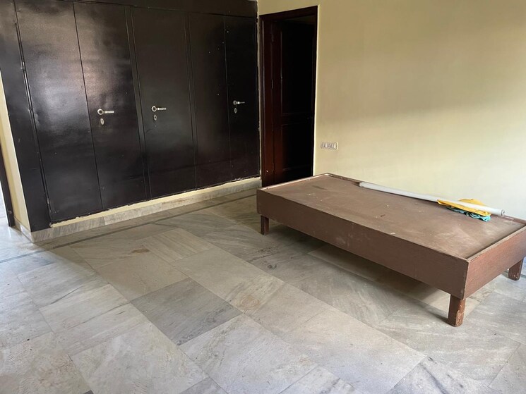 Bedroom, sector 21 3 Bedroom 2400 Sq.Ft. Independent House In Sector 21 Panchkula 9051887